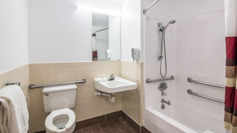 <b>Red Roof Inn Palmdale - Lancaster Room</b>. Images powered by <a href="https://www.leonardoworldwide.com/" title="Leonardo Worldwide" target="_blank">Leonardo</a>.