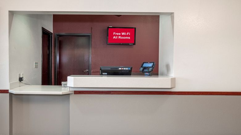 <b>Red Roof Inn Hartselle Lobby</b>. Images powered by <a href="https://www.leonardoworldwide.com/" title="Leonardo Worldwide" target="_blank">Leonardo</a>.
