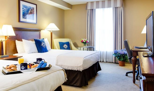 Salem Waterfront Hotel Room