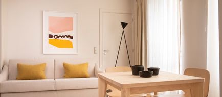Nell Hotel & Suites Lobby
