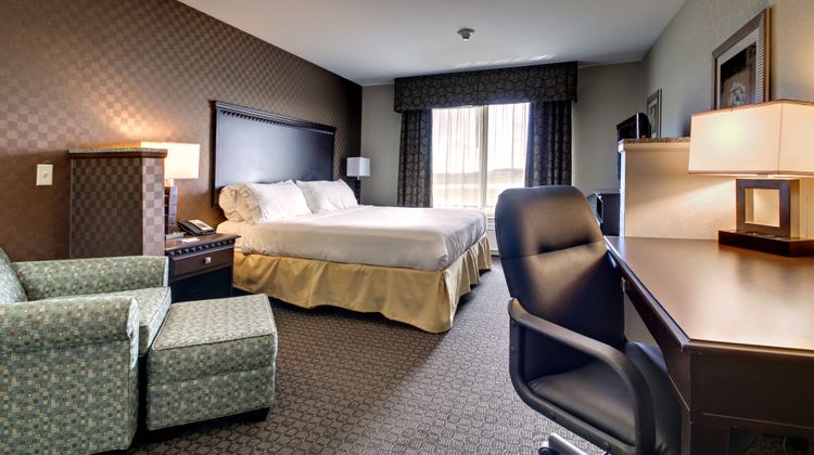 Holiday Inn Express Hotel & Suites Peru Room