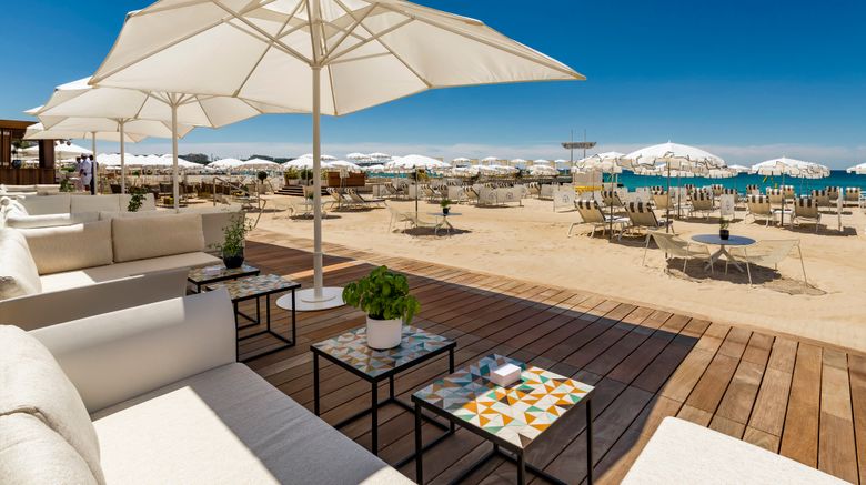 <b>Carlton Cannes, a Regent Hotel Beach</b>. Images powered by <a href="https://www.leonardoworldwide.com/" title="Leonardo Worldwide" target="_blank">Leonardo</a>.