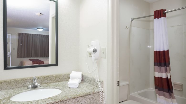 <b>Red Roof Inn Columbus NE Westerville Room</b>. Images powered by <a href="https://www.leonardoworldwide.com/" title="Leonardo Worldwide" target="_blank">Leonardo</a>.