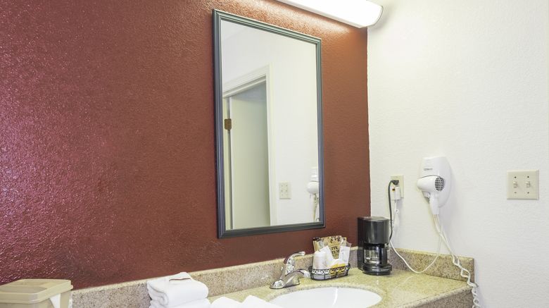 <b>Red Roof Inn Columbus NE Westerville Room</b>. Images powered by <a href="https://www.leonardoworldwide.com/" title="Leonardo Worldwide" target="_blank">Leonardo</a>.