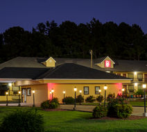 Red Roof Inn Columbus, MS Exterior