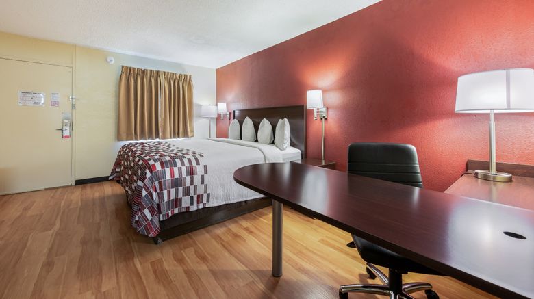<b>Red Roof Inn Marion, IN Room</b>. Images powered by <a href="https://www.leonardoworldwide.com/" title="Leonardo Worldwide" target="_blank">Leonardo</a>.