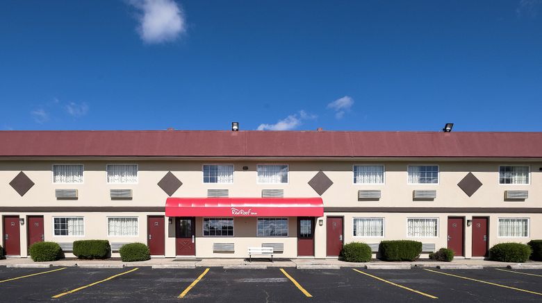 Red Roof Inn Dayton - Huber Heights Exterior. Images powered by <a href="https://www.leonardoworldwide.com" target="_blank" rel="noopener">Leonardo</a>.