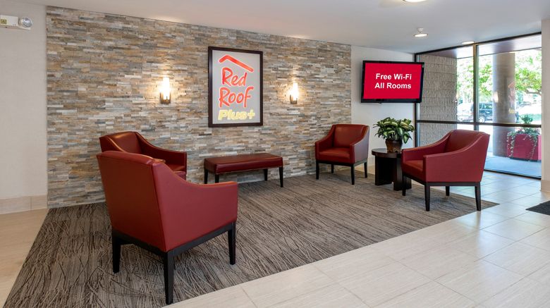 <b>Red Roof PLUS+ Boston-Mansfield/ Foxboro Lobby</b>. Images powered by <a href="https://www.leonardoworldwide.com/" title="Leonardo Worldwide" target="_blank">Leonardo</a>.