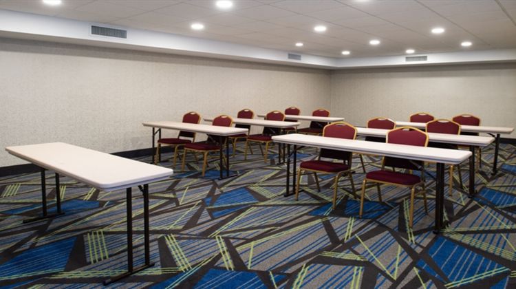 Holiday Inn Express Cincinnati-West Meeting