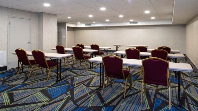 Holiday Inn Express Cincinnati-West Meeting