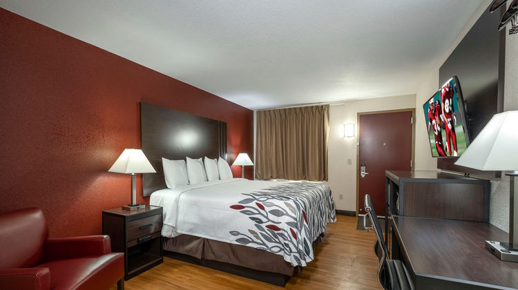 Red Roof Inn Freehold Room