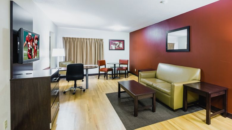 <b>Red Roof PLUS+ South Deerfield - Amherst Suite</b>. Images powered by <a href="https://www.leonardoworldwide.com/" title="Leonardo Worldwide" target="_blank">Leonardo</a>.