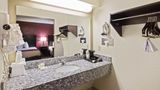 Red Roof Inn Oklahoma Airport – I-40 Room
