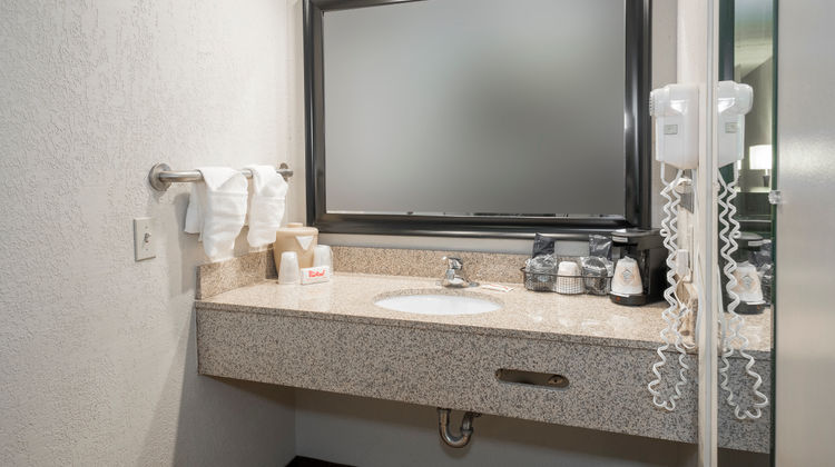 Red Roof Inn Mobile North - Saraland Room