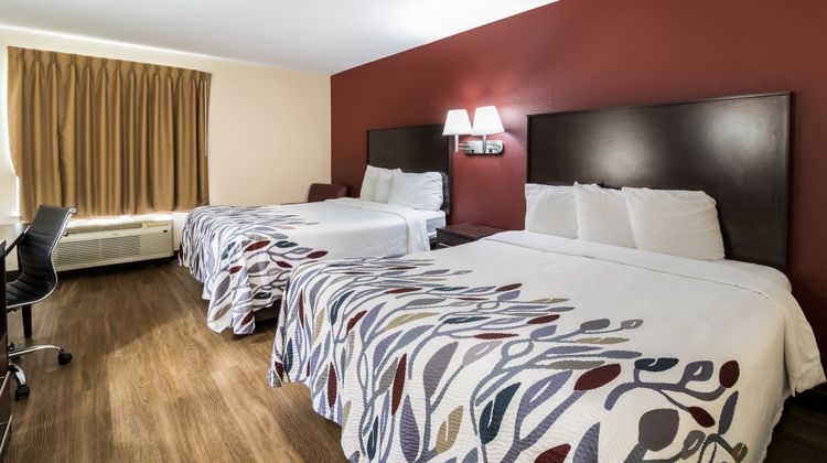 Red Roof Inn Murfreesboro Room