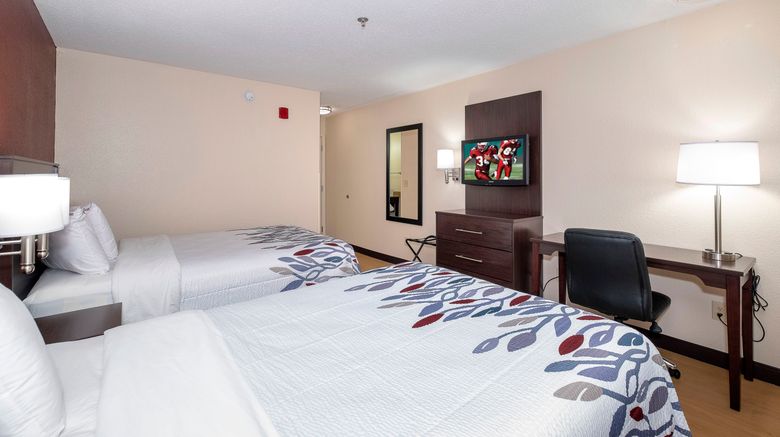 <b>Red Roof Inn Gaffney Room</b>. Images powered by <a href="https://www.leonardoworldwide.com/" title="Leonardo Worldwide" target="_blank">Leonardo</a>.