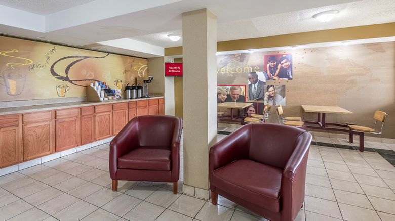 <b>Red Roof Inn Hagerstown - Williamsport Lobby</b>. Images powered by <a href="https://www.leonardoworldwide.com/" title="Leonardo Worldwide" target="_blank">Leonardo</a>.