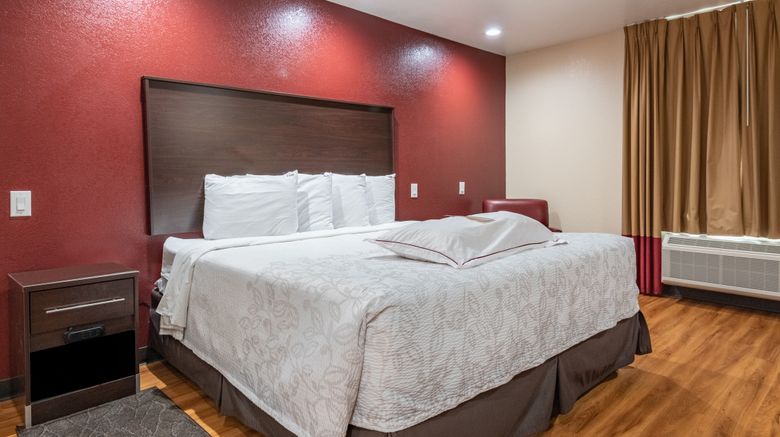 <b>Red Roof PLUS+ Fort Worth - Burleson Room</b>. Images powered by <a href="https://www.leonardoworldwide.com/" title="Leonardo Worldwide" target="_blank">Leonardo</a>.
