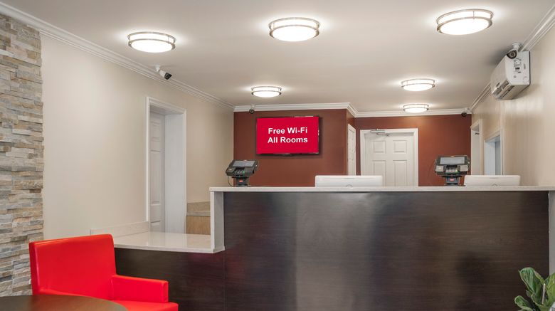 <b>Red Roof Inn Fredericksburg North Lobby</b>. Images powered by <a href="https://www.leonardoworldwide.com/" title="Leonardo Worldwide" target="_blank">Leonardo</a>.