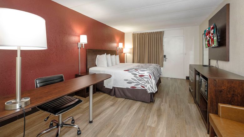 <b>Red Roof Inn Fredericksburg North Room</b>. Images powered by <a href="https://www.leonardoworldwide.com/" title="Leonardo Worldwide" target="_blank">Leonardo</a>.