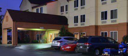 Red Roof Inn Clyde Exterior