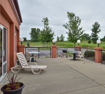 Red Roof Inn Clyde Exterior