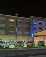 Holiday Inn Express & Sts North-Vandalia