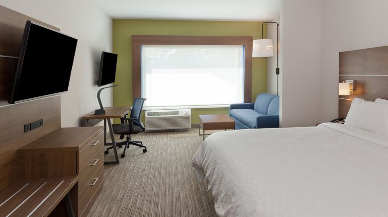<b>Holiday Inn Express & Stes Fayetteville Suite</b>. Images powered by <a href="https://www.leonardoworldwide.com/" title="Leonardo Worldwide" target="_blank">Leonardo</a>.