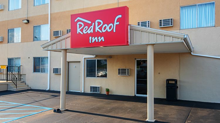 Red Roof Inn Cameron Exterior