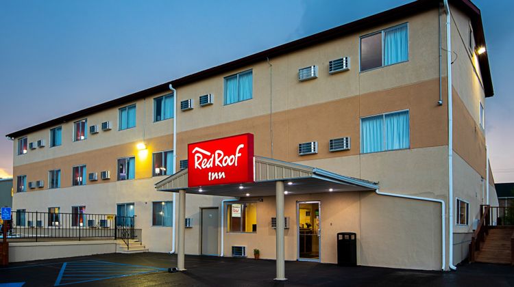 Red Roof Inn Cameron Exterior