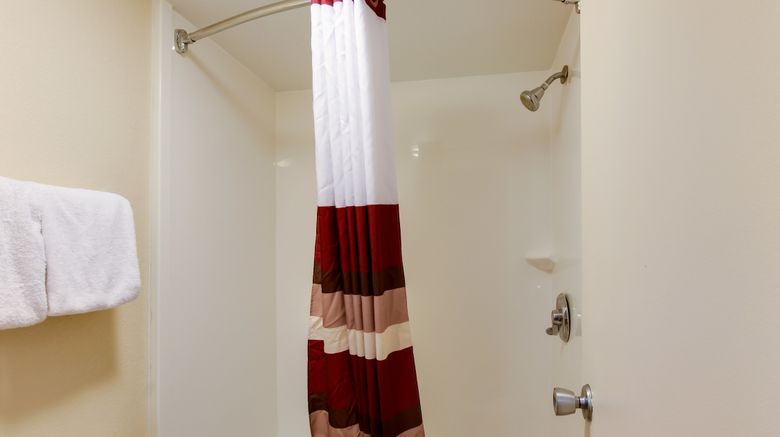 <b>Red Roof Inn Grand Rapids Airport Room</b>. Images powered by <a href="https://www.leonardoworldwide.com/" title="Leonardo Worldwide" target="_blank">Leonardo</a>.