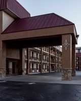 Red Roof Inn & Suites Pigeon Forge Pkwy