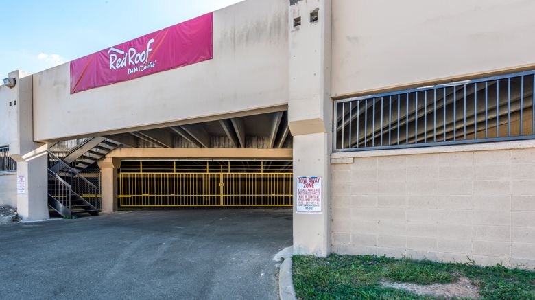 <b>Red Roof Inn & Suites Pigeon Forge Pkwy Exterior</b>. Images powered by <a href="https://www.leonardoworldwide.com/" title="Leonardo Worldwide" target="_blank">Leonardo</a>.