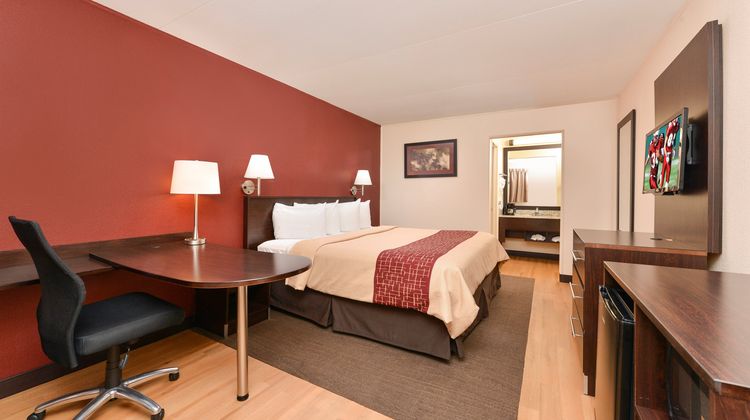 Red Roof Inn Marietta Suite