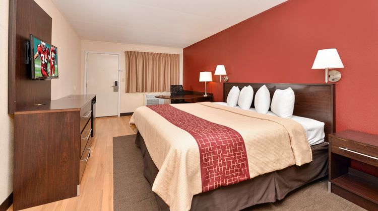 Red Roof Inn Marietta Suite