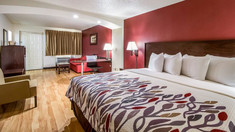 <b>Red Roof Inn Houston East - I-10 Room</b>. Images powered by <a href="https://www.leonardoworldwide.com/" title="Leonardo Worldwide" target="_blank">Leonardo</a>.