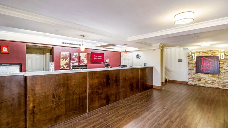 <b>Red Roof Inn Houston East - I-10 Lobby</b>. Images powered by <a href="https://www.leonardoworldwide.com/" title="Leonardo Worldwide" target="_blank">Leonardo</a>.
