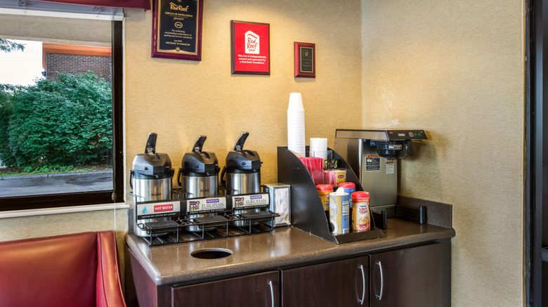 <b>Red Roof Inn Detroit - Plymouth/Canton Lobby</b>. Images powered by <a href="https://www.leonardoworldwide.com/" title="Leonardo Worldwide" target="_blank">Leonardo</a>.