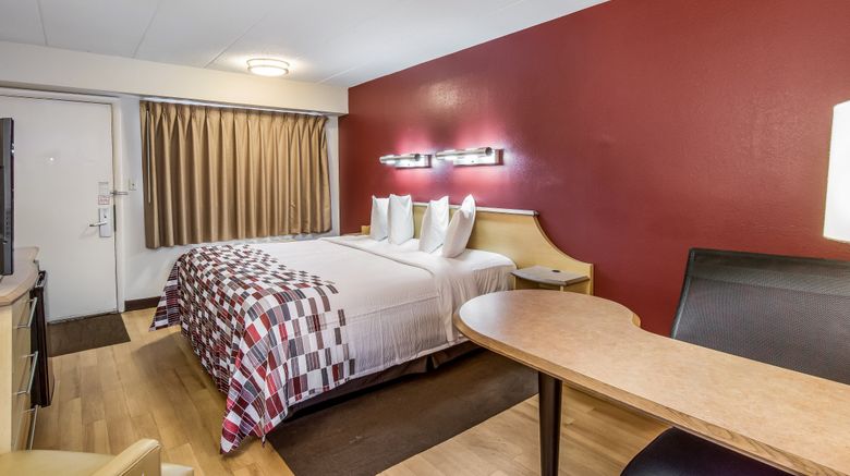 <b>Red Roof Inn Detroit - Plymouth/Canton Room</b>. Images powered by <a href="https://www.leonardoworldwide.com/" title="Leonardo Worldwide" target="_blank">Leonardo</a>.