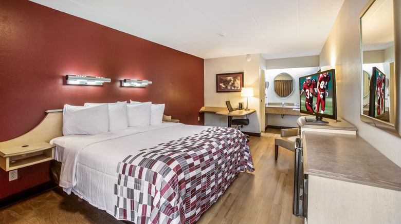<b>Red Roof Inn Detroit - Plymouth/Canton Room</b>. Images powered by <a href="https://www.leonardoworldwide.com/" title="Leonardo Worldwide" target="_blank">Leonardo</a>.