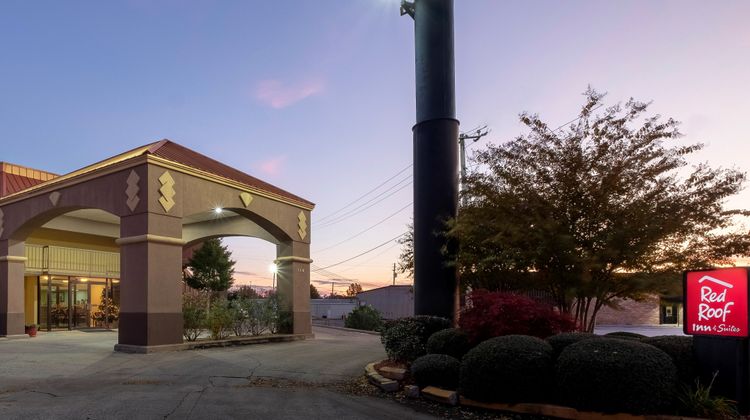 Red Roof Inn & Suites Oxford Exterior