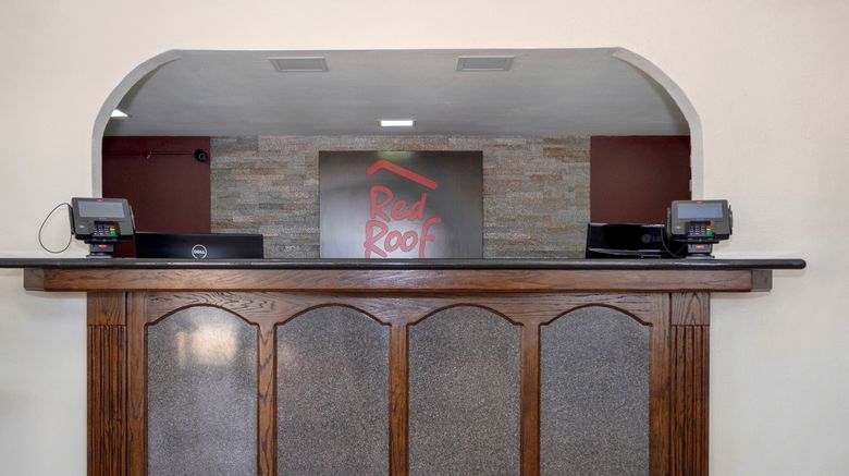 <b>Red Roof Inn & Suites Oxford Lobby</b>. Images powered by <a href="https://www.leonardoworldwide.com/" title="Leonardo Worldwide" target="_blank">Leonardo</a>.