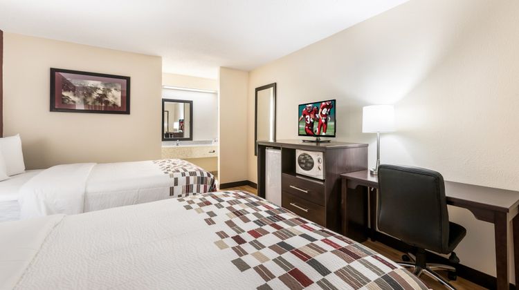 Red Roof Inn Indianapolis – Castleton Room