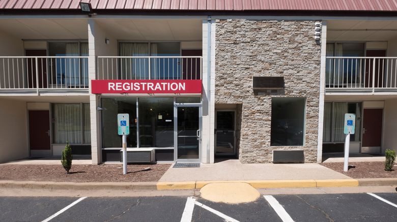 <b>Red Roof Inn Dumfries - Quantico Exterior</b>. Images powered by <a href="https://www.leonardoworldwide.com/" title="Leonardo Worldwide" target="_blank">Leonardo</a>.