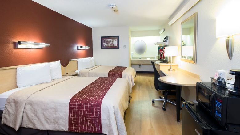 <b>Red Roof Inn Parkersburg Room</b>. Images powered by <a href="https://www.leonardoworldwide.com/" title="Leonardo Worldwide" target="_blank">Leonardo</a>.