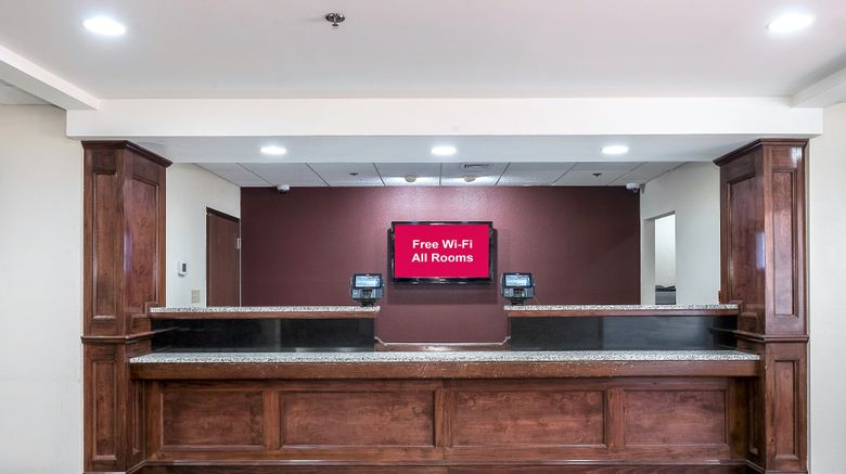 <b>Red Roof Inn Hartford - New Britain Lobby</b>. Images powered by <a href="https://www.leonardoworldwide.com/" title="Leonardo Worldwide" target="_blank">Leonardo</a>.