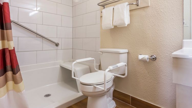 Red Roof Inn Sumter Room