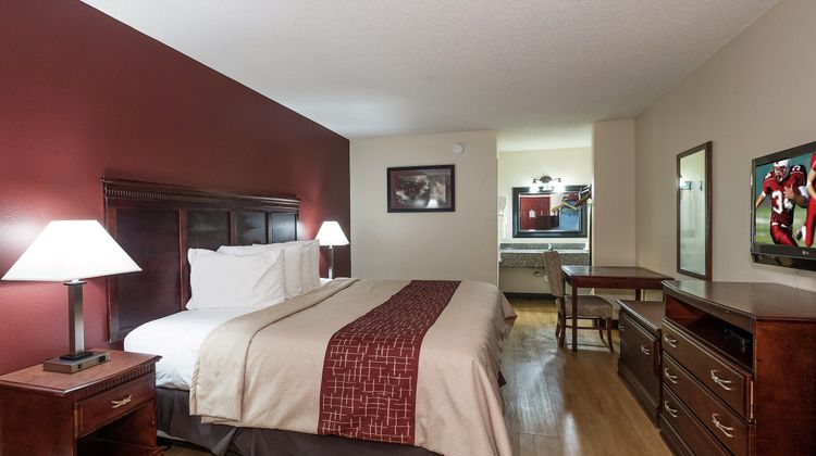 Red Roof Inn Chipley Room