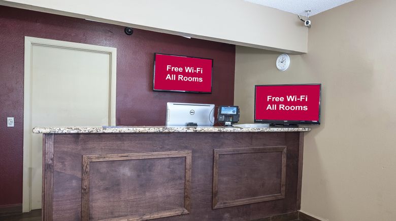 <b>Red Roof Inn Chipley Lobby</b>. Images powered by <a href="https://www.leonardoworldwide.com/" title="Leonardo Worldwide" target="_blank">Leonardo</a>.
