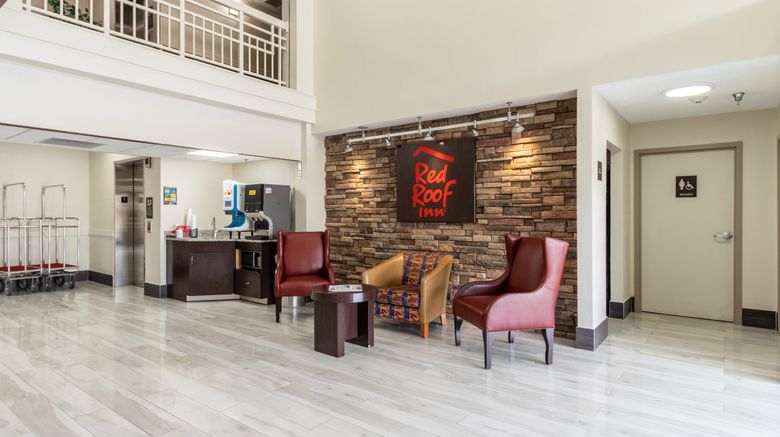 <b>Red Roof Inn El Paso West Lobby</b>. Images powered by <a href="https://www.leonardoworldwide.com/" title="Leonardo Worldwide" target="_blank">Leonardo</a>.